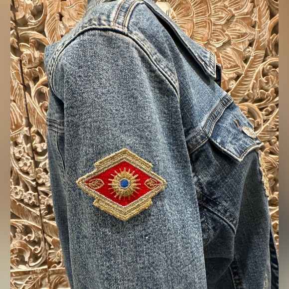 Debra DeRoo Blue Denim Jacket w/ Patches- size S w/ Stretch - Picture 7 of 14